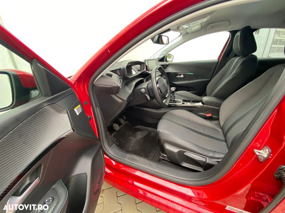 Peugeot 208 1.2 L PureTech STT Allure Pack - 5