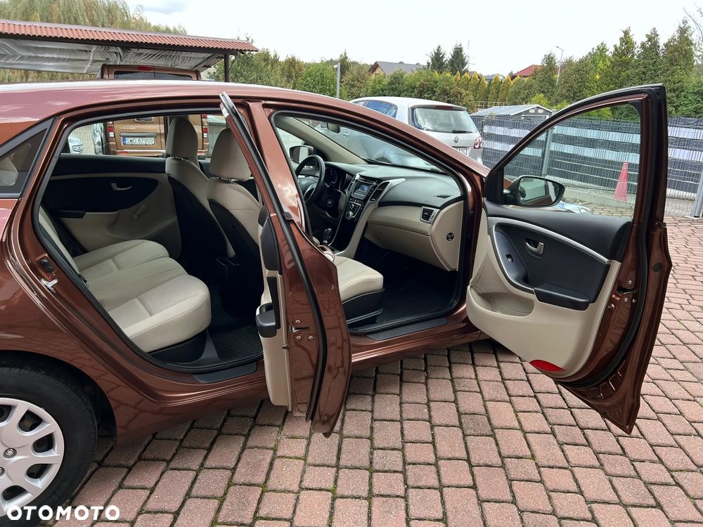 Hyundai i30 1.4 Comfort - 31