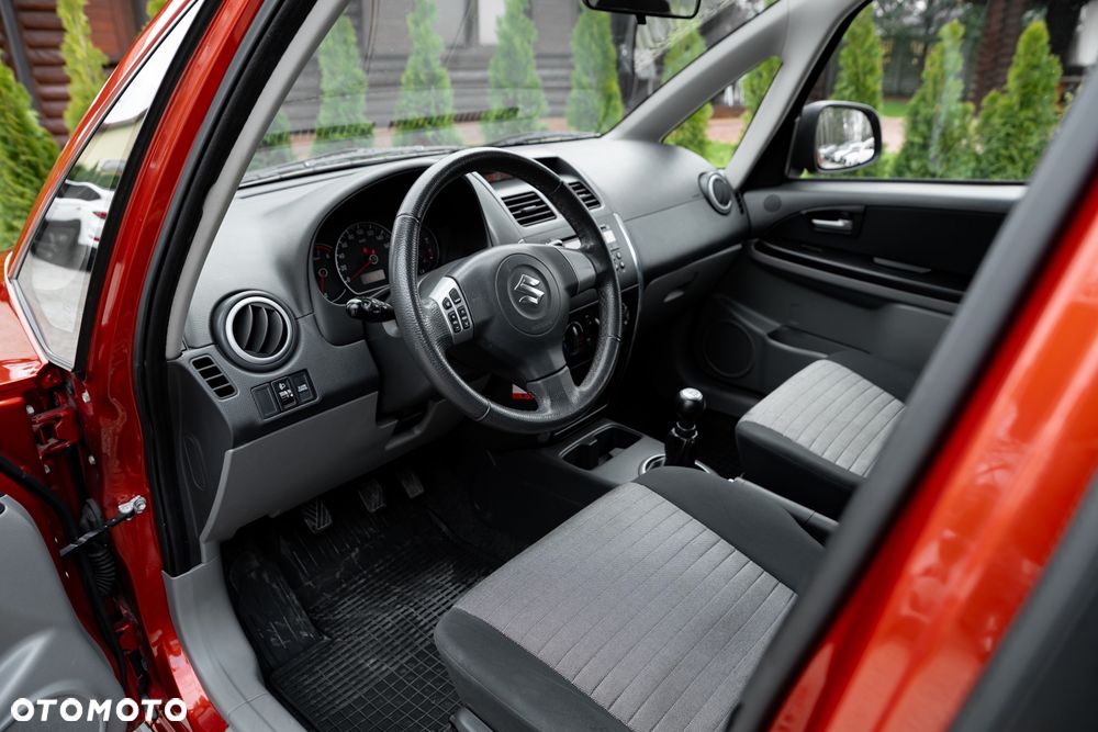 Suzuki SX4 1.6 VVT 4x4 Comfort - 15