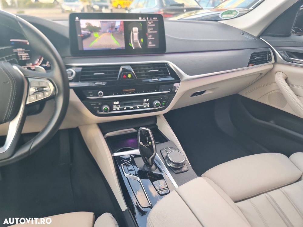 BMW Seria 5 520d Touring Aut. Luxury Line - 5
