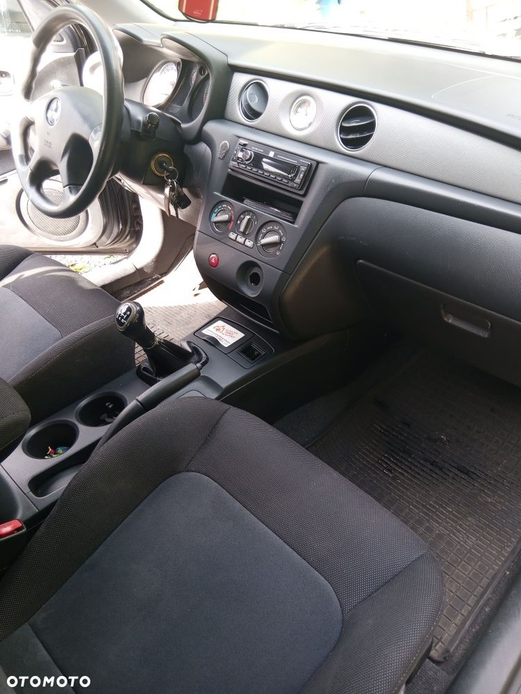 Mitsubishi Outlander - 6