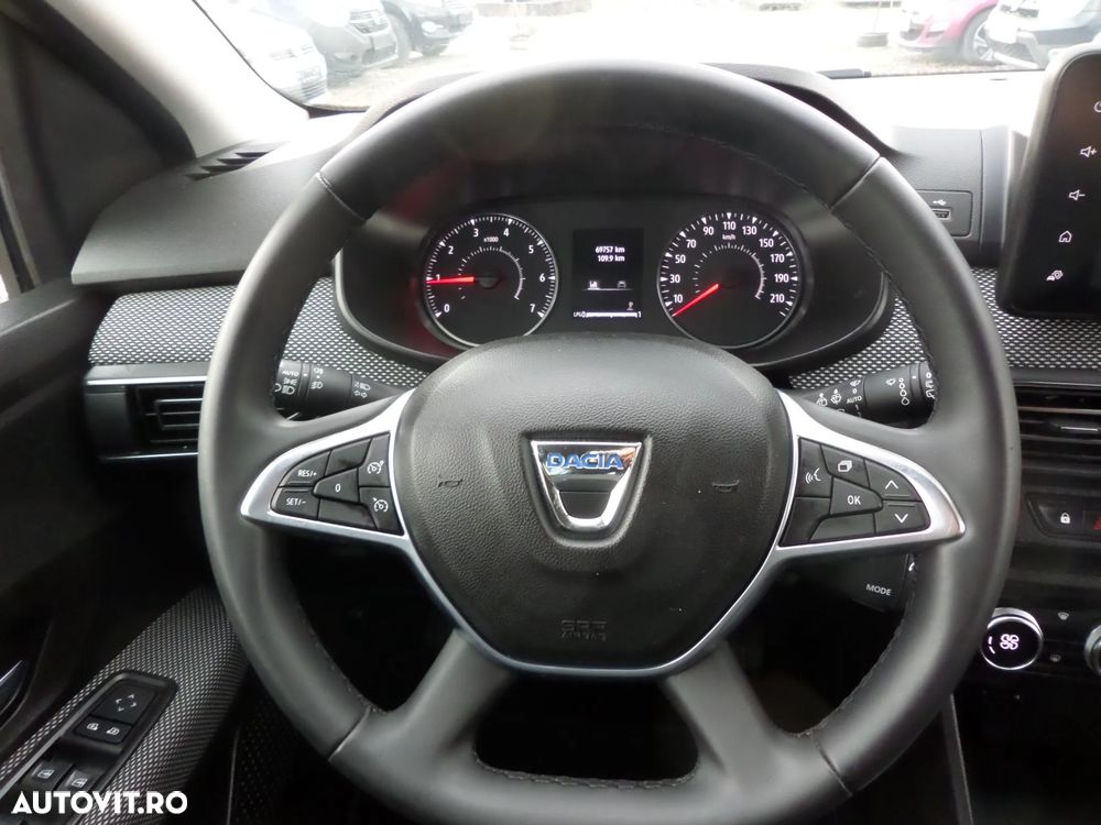 Dacia Sandero ECO-G 100 MT5 Journey - 35