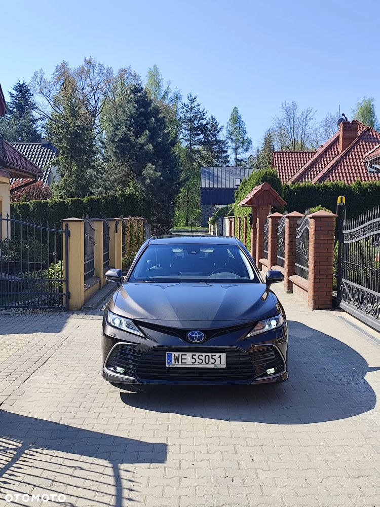 Toyota Camry 2.5 Hybrid Prestige CVT - 2