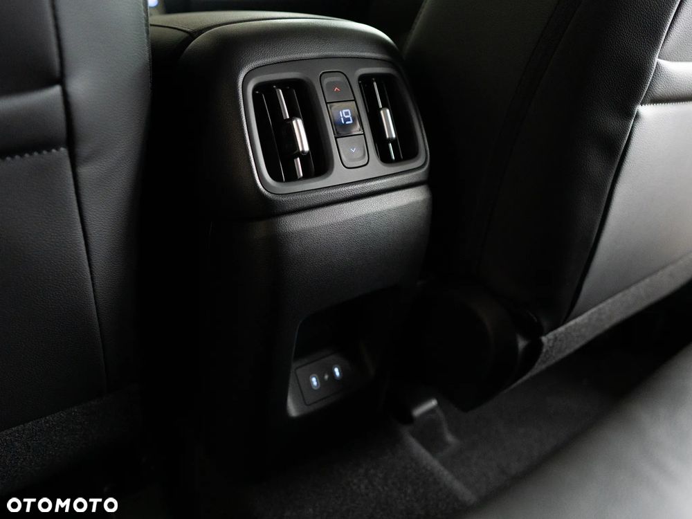 Hyundai Tucson 1.6 T-GDi HEV Executive 2WD - 39