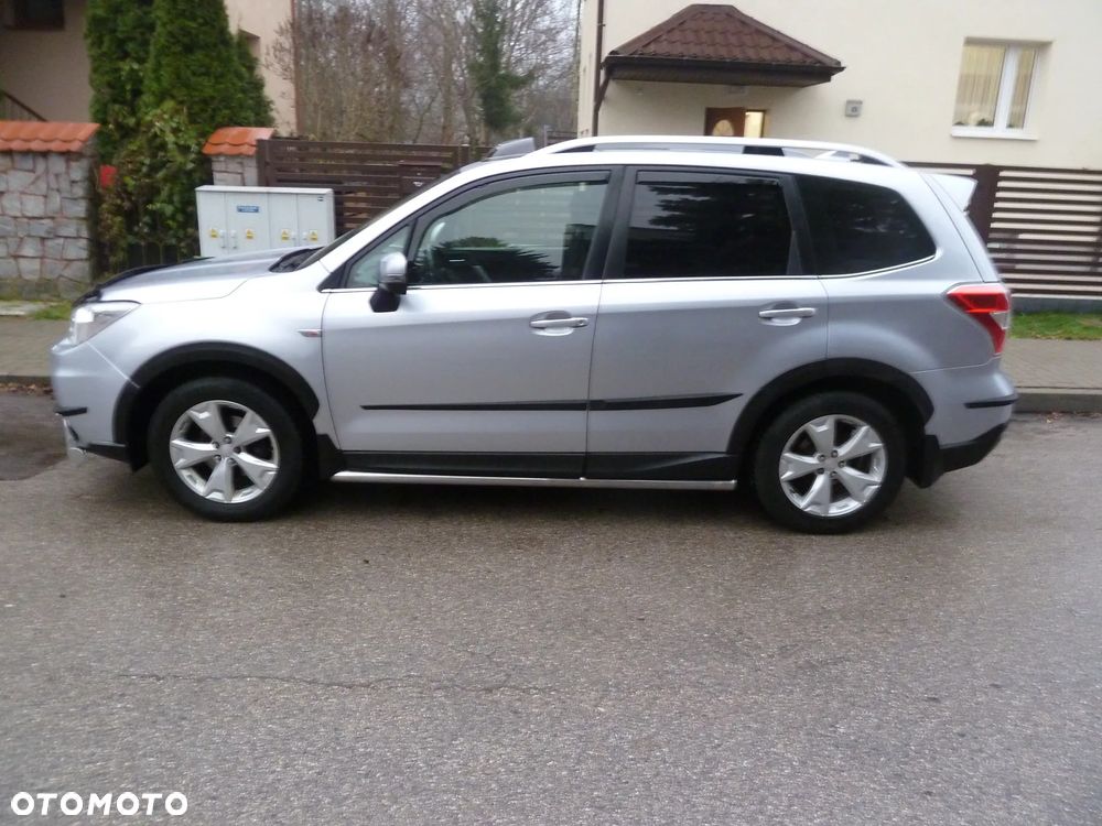 Subaru Forester 2.0i Exclusive - 4
