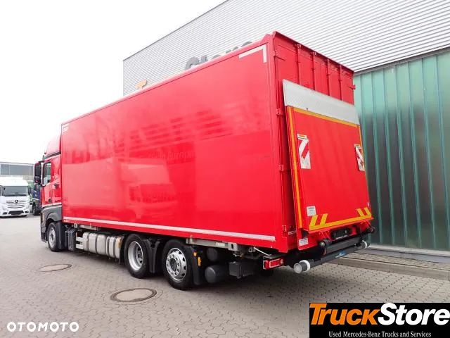 Mercedes-Benz 2548 LnR 6x2 - 11