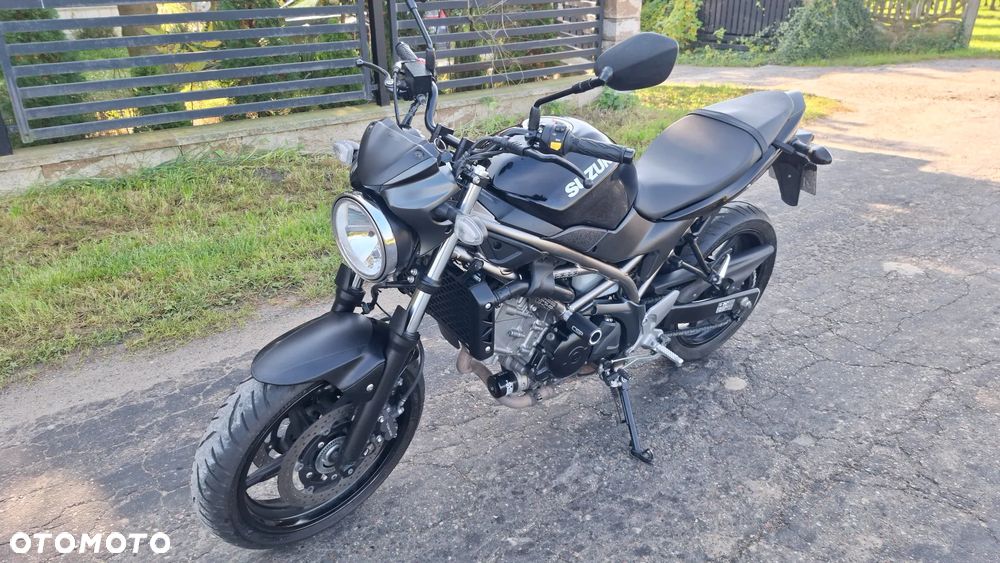 Suzuki SV