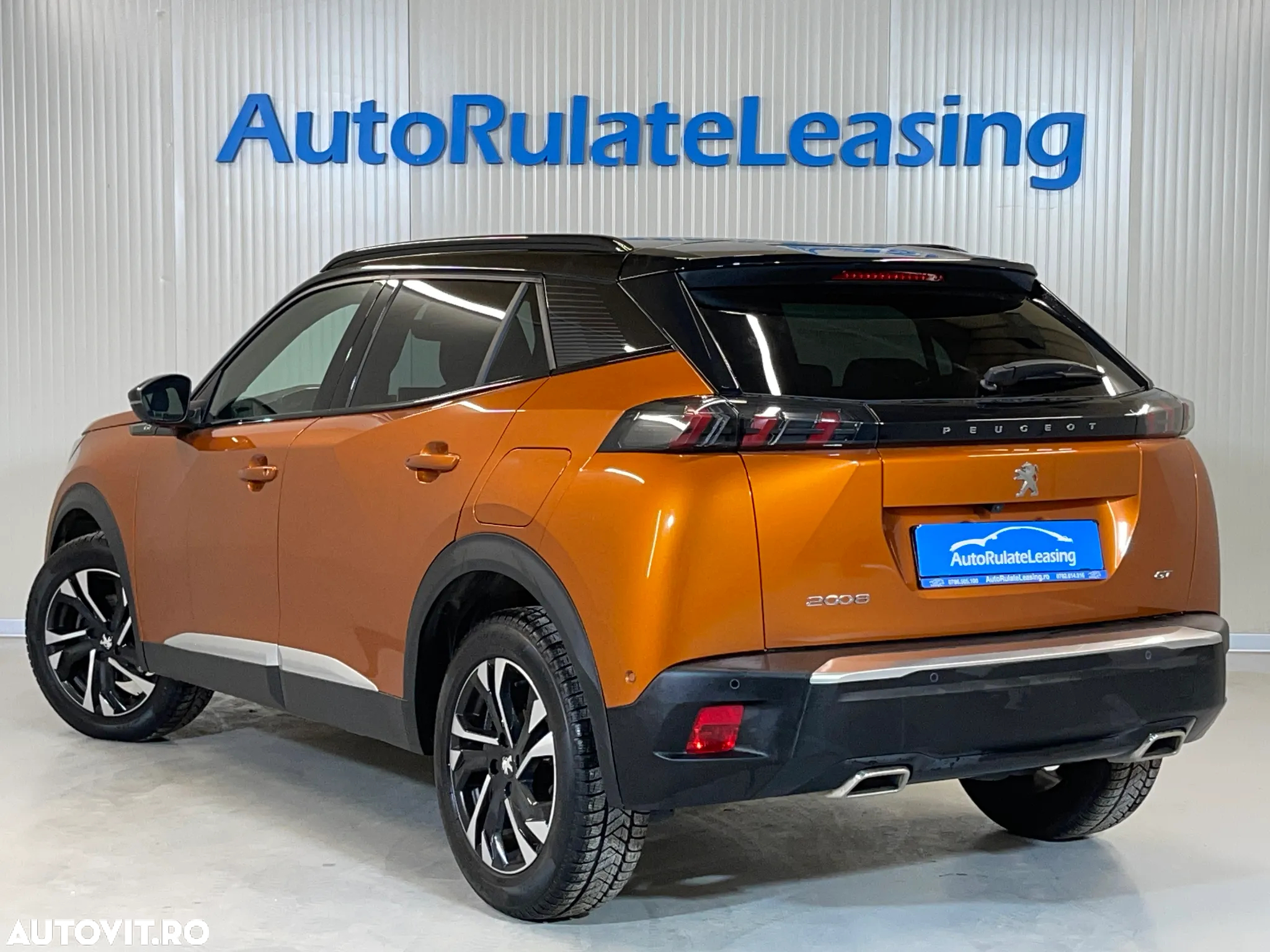 Peugeot 2008 1.2 PureTech BVM6 STT GT - 4