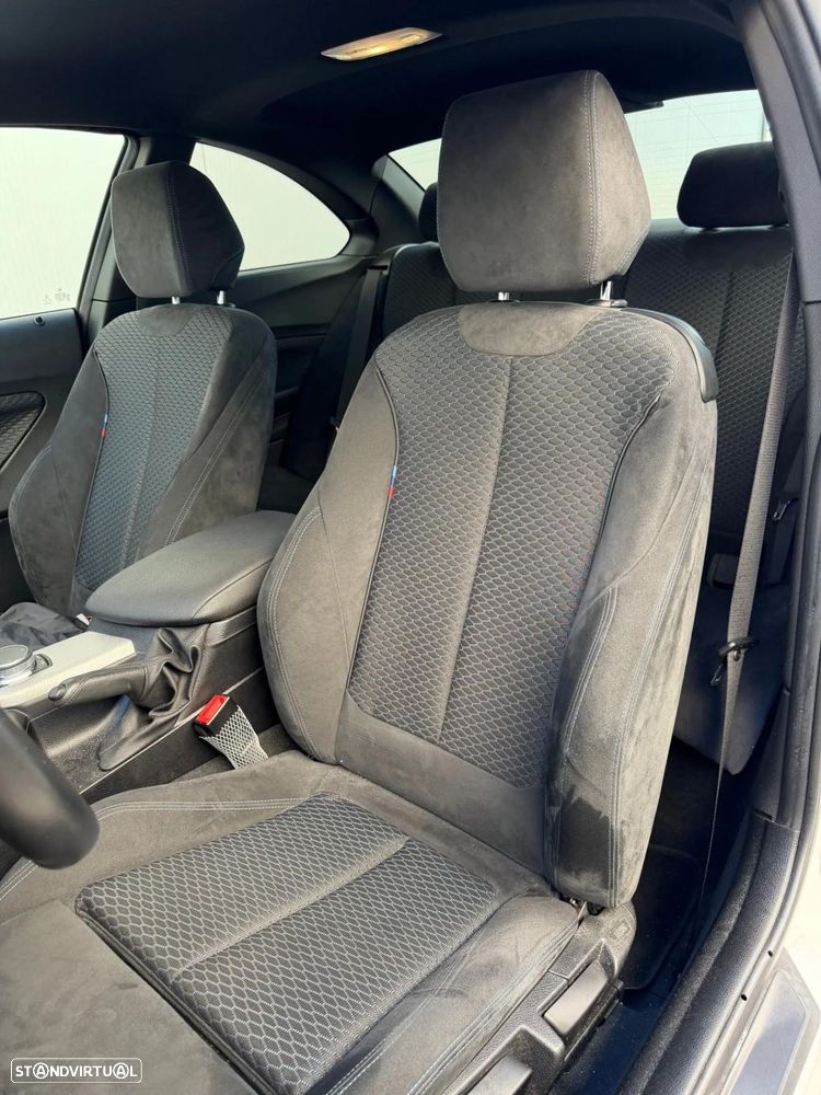 BMW 220 d Pack Desportivo M Pro Auto - 9