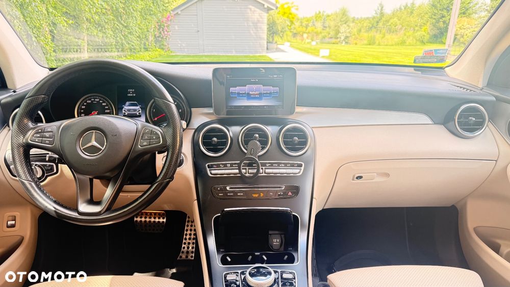 Mercedes-Benz GLC - 7