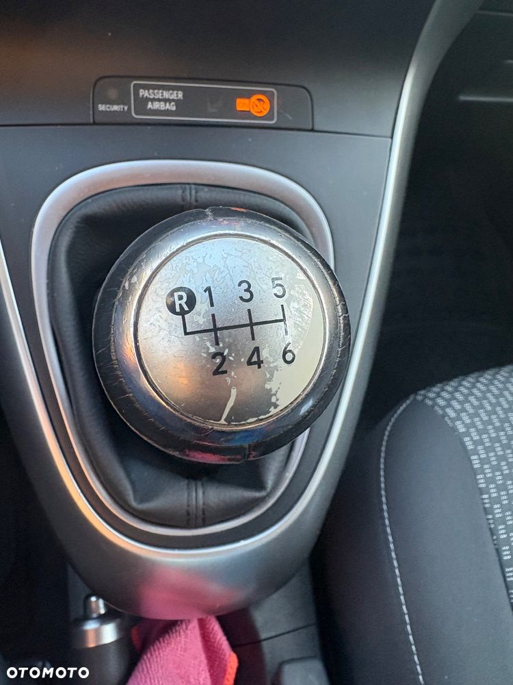 Toyota Verso 2.0 D-4D 5-Sitzer Executive - 31