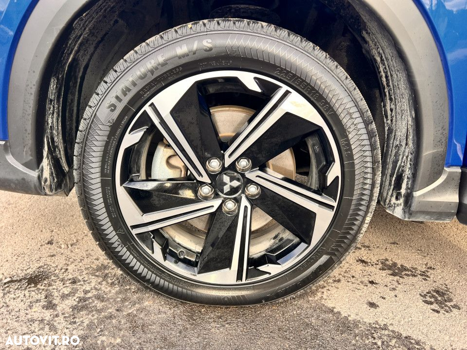 Mitsubishi Eclipse-Cross - 12