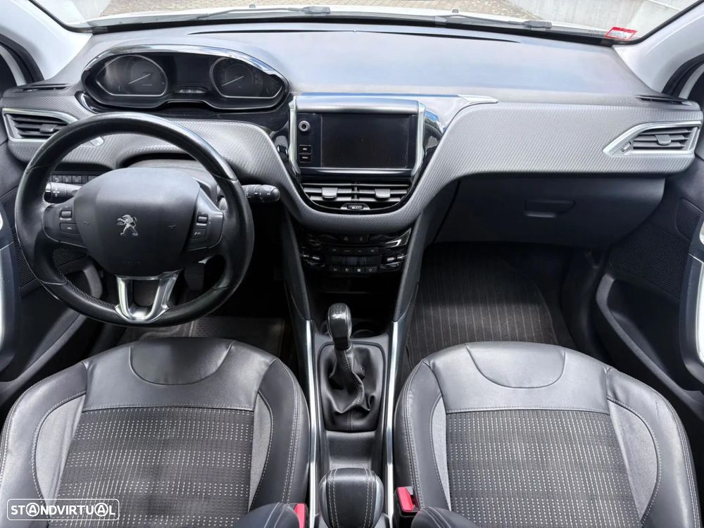 Peugeot 2008 1.6 e-HDi Allure - 7