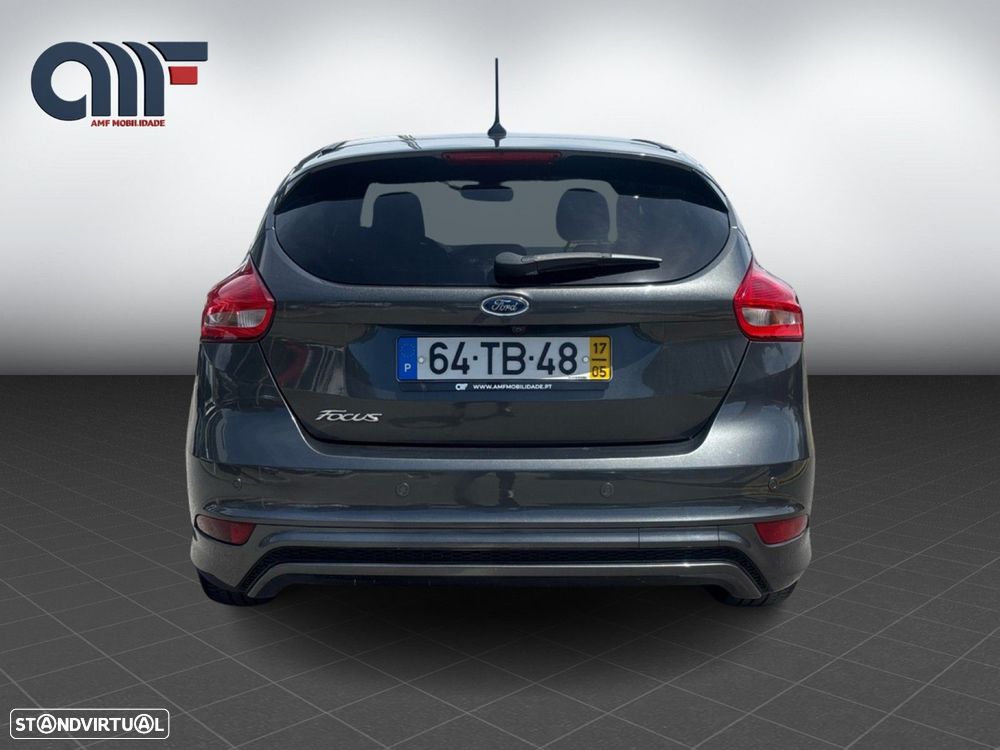 Ford Focus 1.5 TDCi ECOBlue ST-Line - 7
