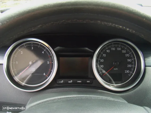 Peugeot 508 SW 1.6 HDi Access 115g - 9