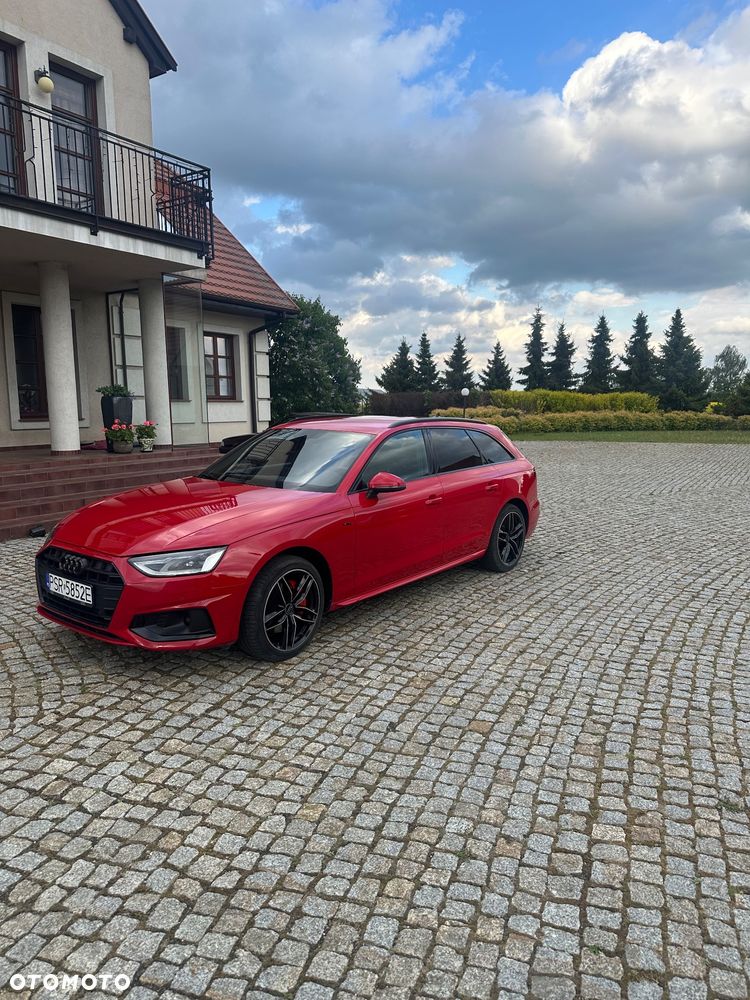 Audi A4 Avant 40 TDI S tronic S line - 1