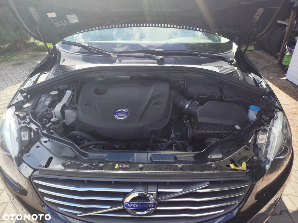Volvo XC 60 D4 Drive-E Ocean Race - 11