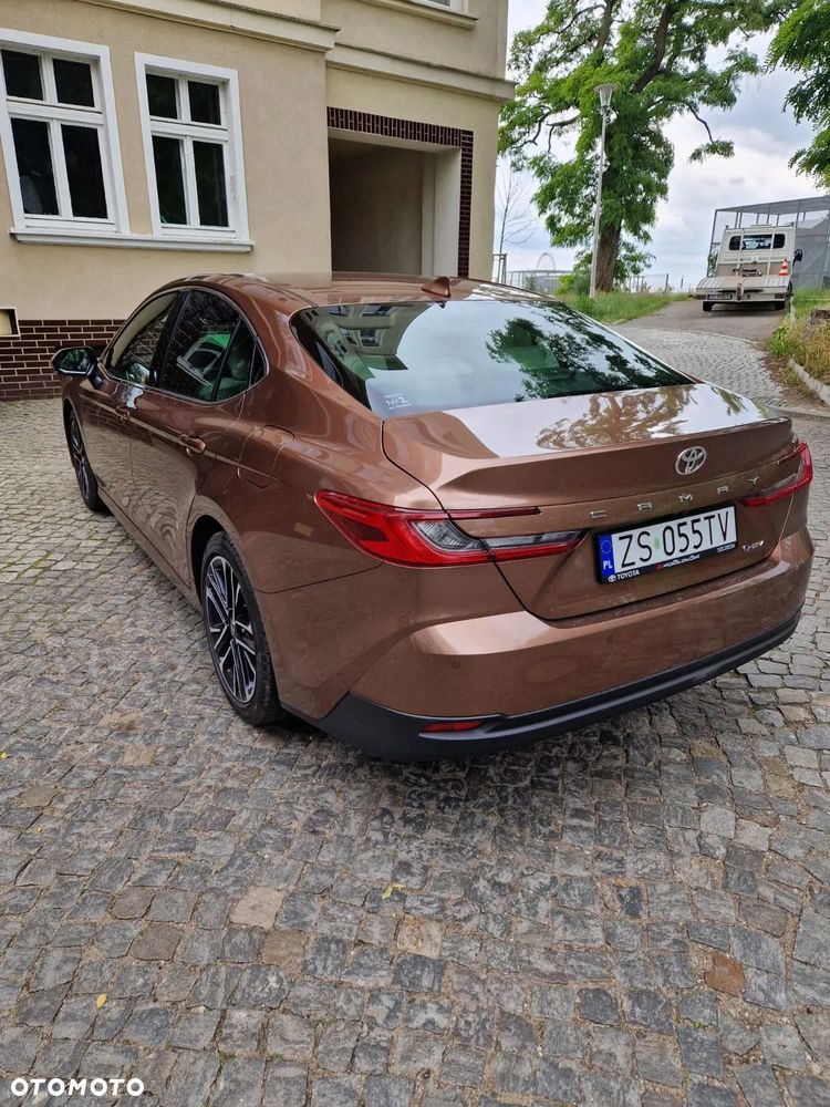 Toyota Camry 2.5 Hybrid Executive CVT - 4