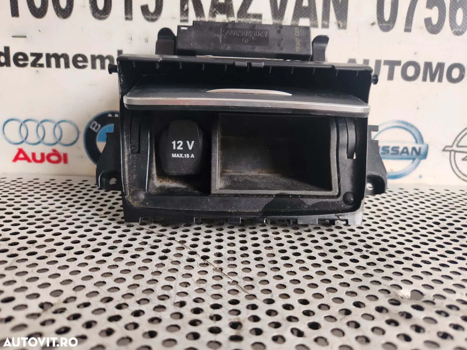 Scrumiera Mercedes GLA X156 W156 Dezmembrez Mercedes GLA X156 W156 2.2 Cdi Euro 5 Motor 651 - Dezme - 5