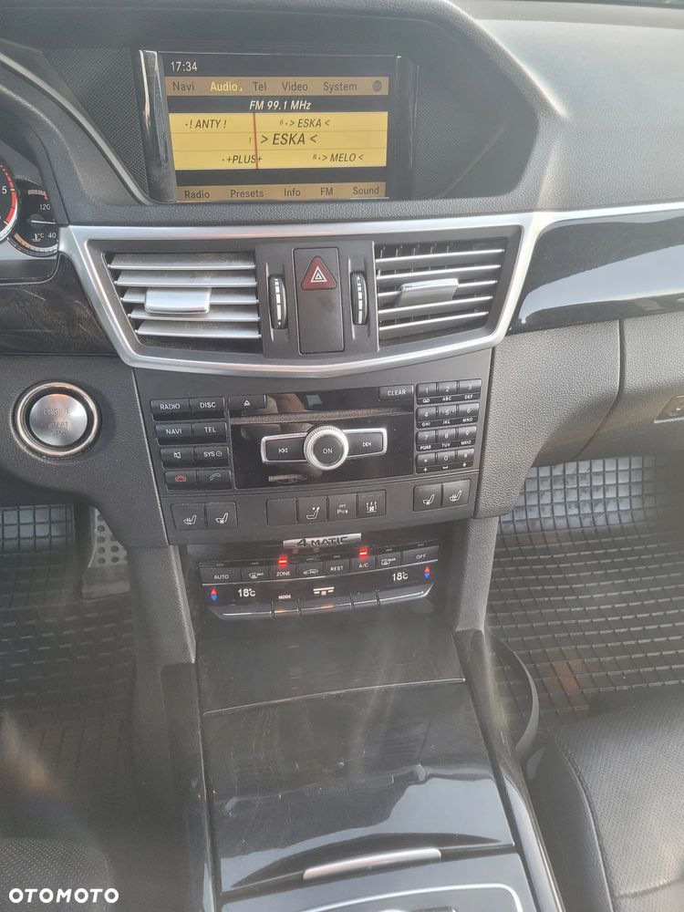 Mercedes-Benz Klasa E 350 CDI 4-Matic BlueEff - 13