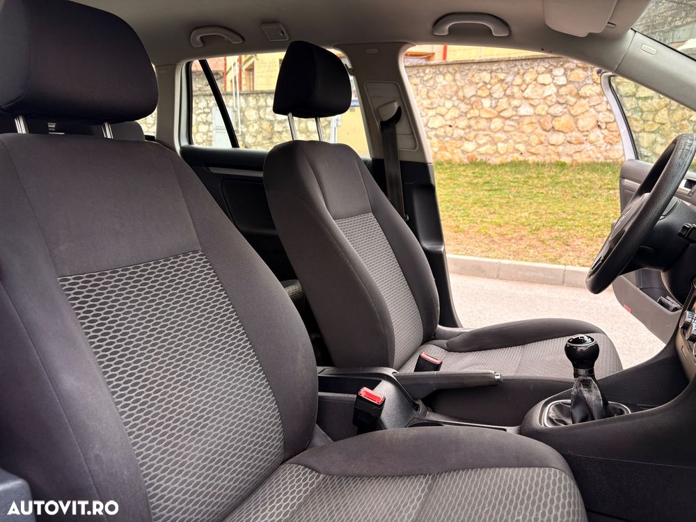 Volkswagen Golf 1.6 TDI DPF BlueMotion Technology Highline - 12