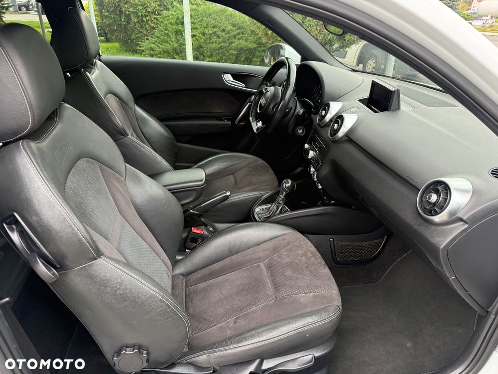 Audi A1 1.8 TFSI sport - 9