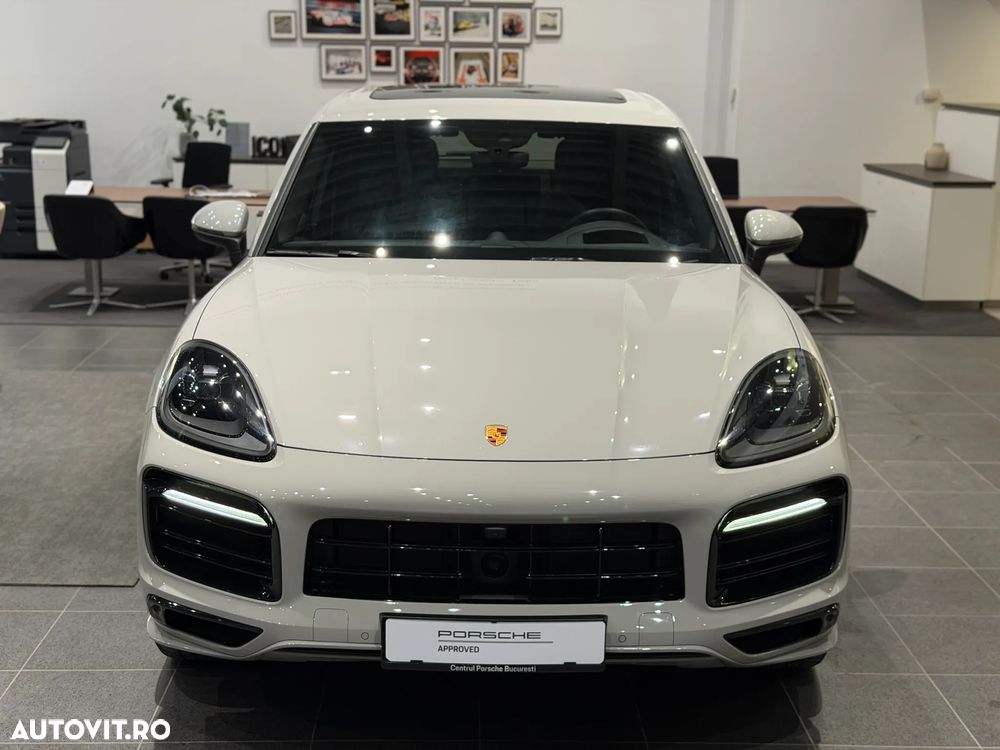 Porsche Cayenne - 8