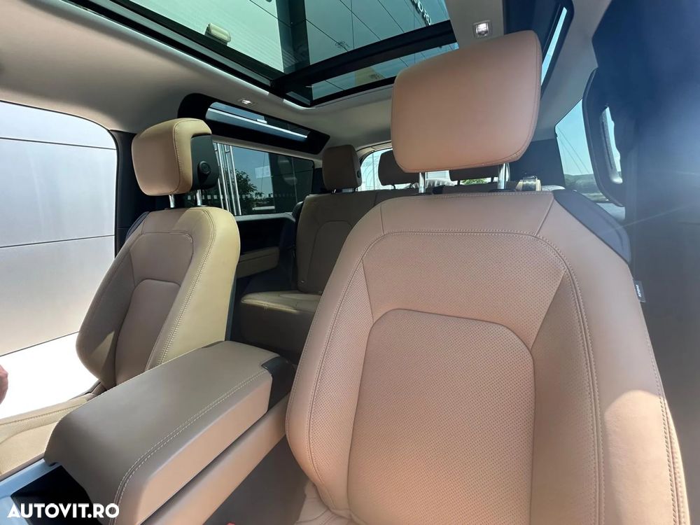 Land Rover Defender - 15