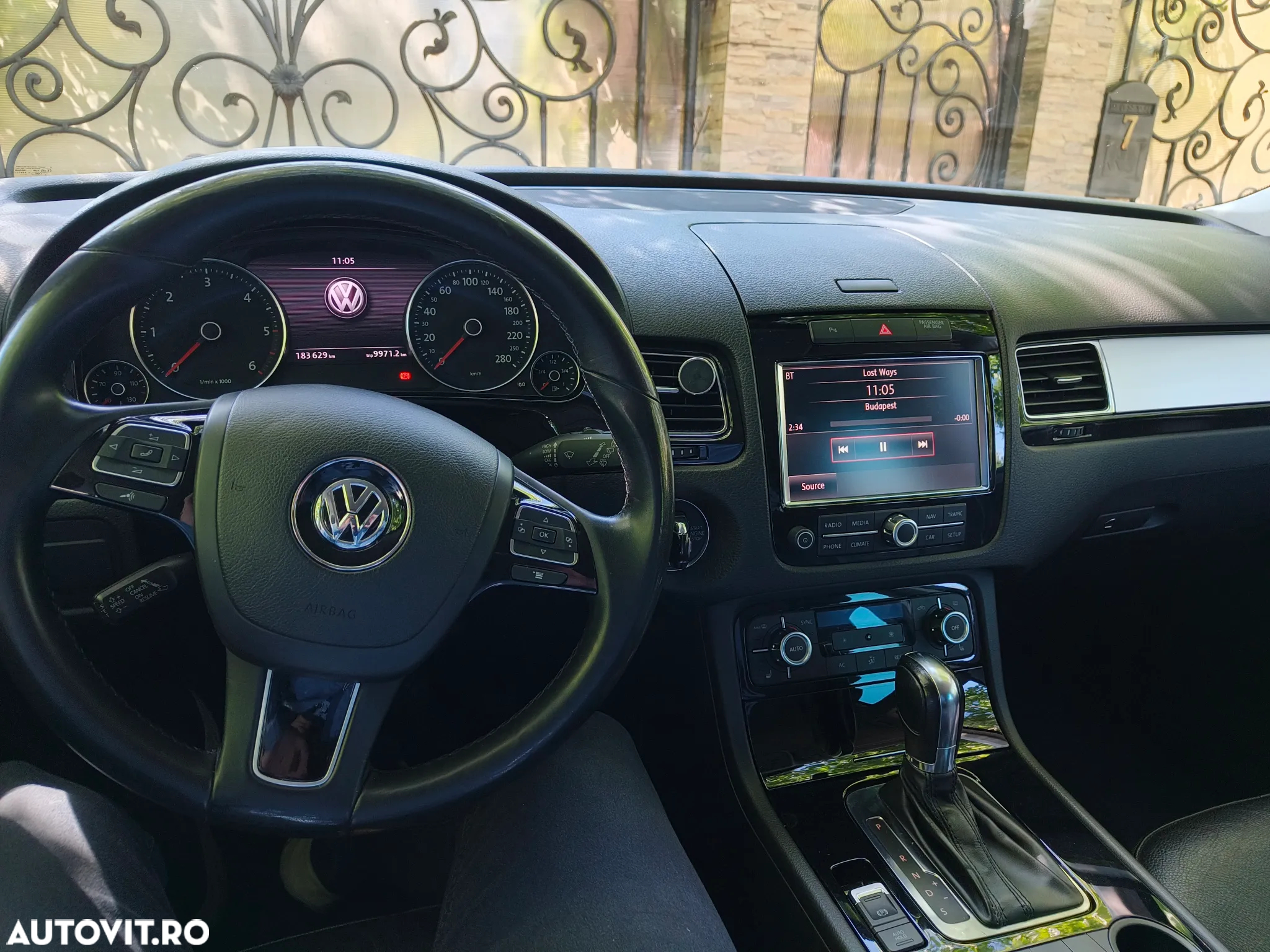 Volkswagen Touareg 3.0 V6 TDI BMT - 9