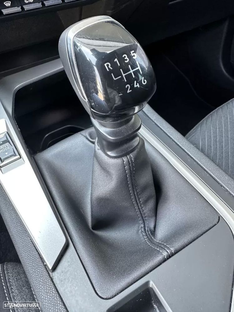Peugeot 308 SW 1.2 PureTech Allure - 34