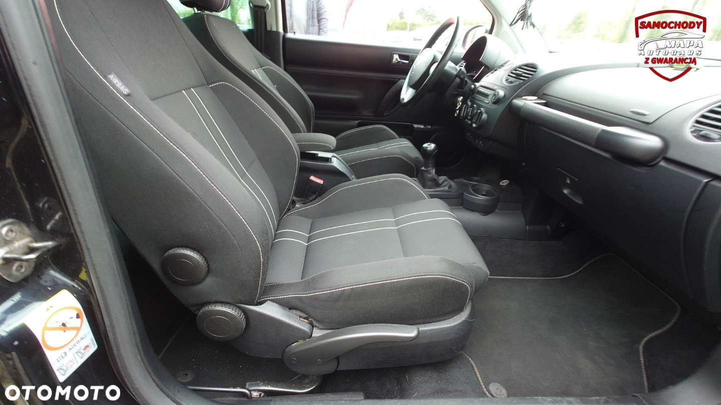Volkswagen New Beetle - 18