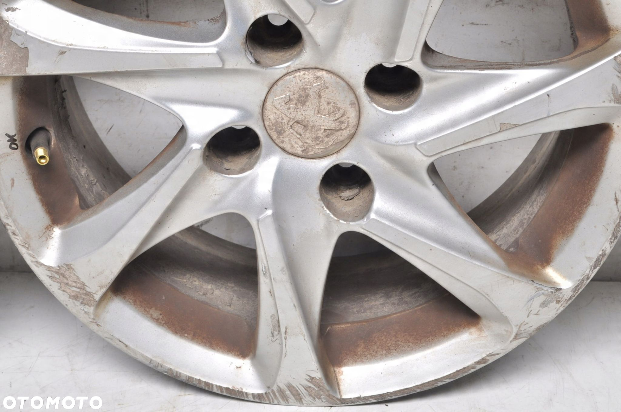 PEUGEOT 208 FELGI ALUMINIOWE R15" 6J 4X108 ET23 9673773577 - 9