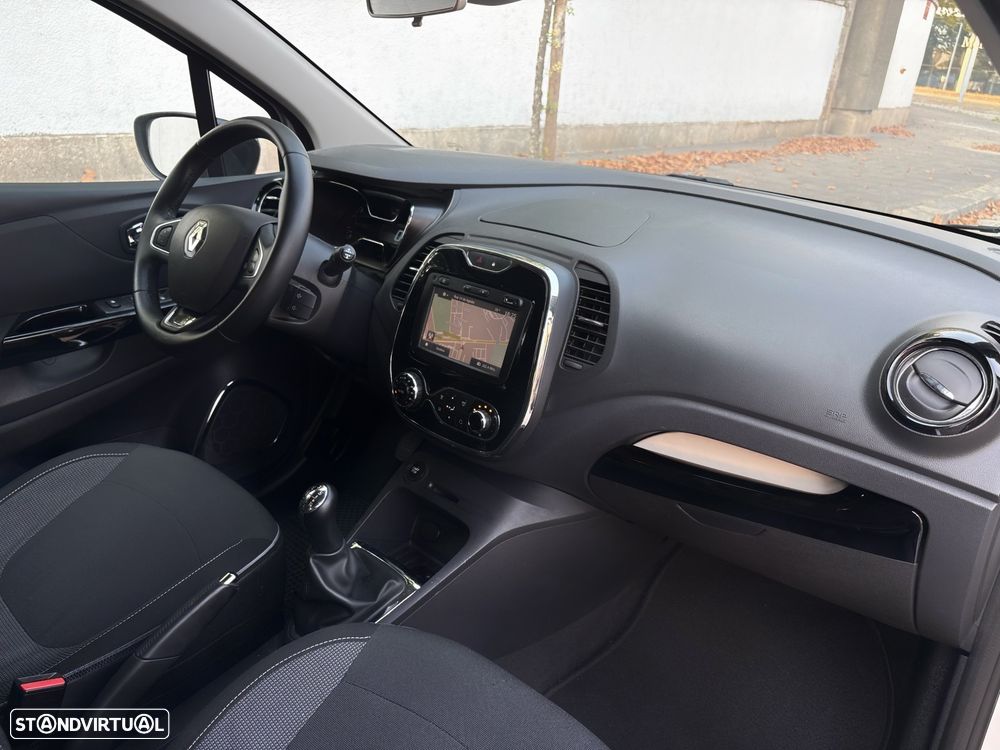 Renault Captur 1.5 dCi Exclusive - 11