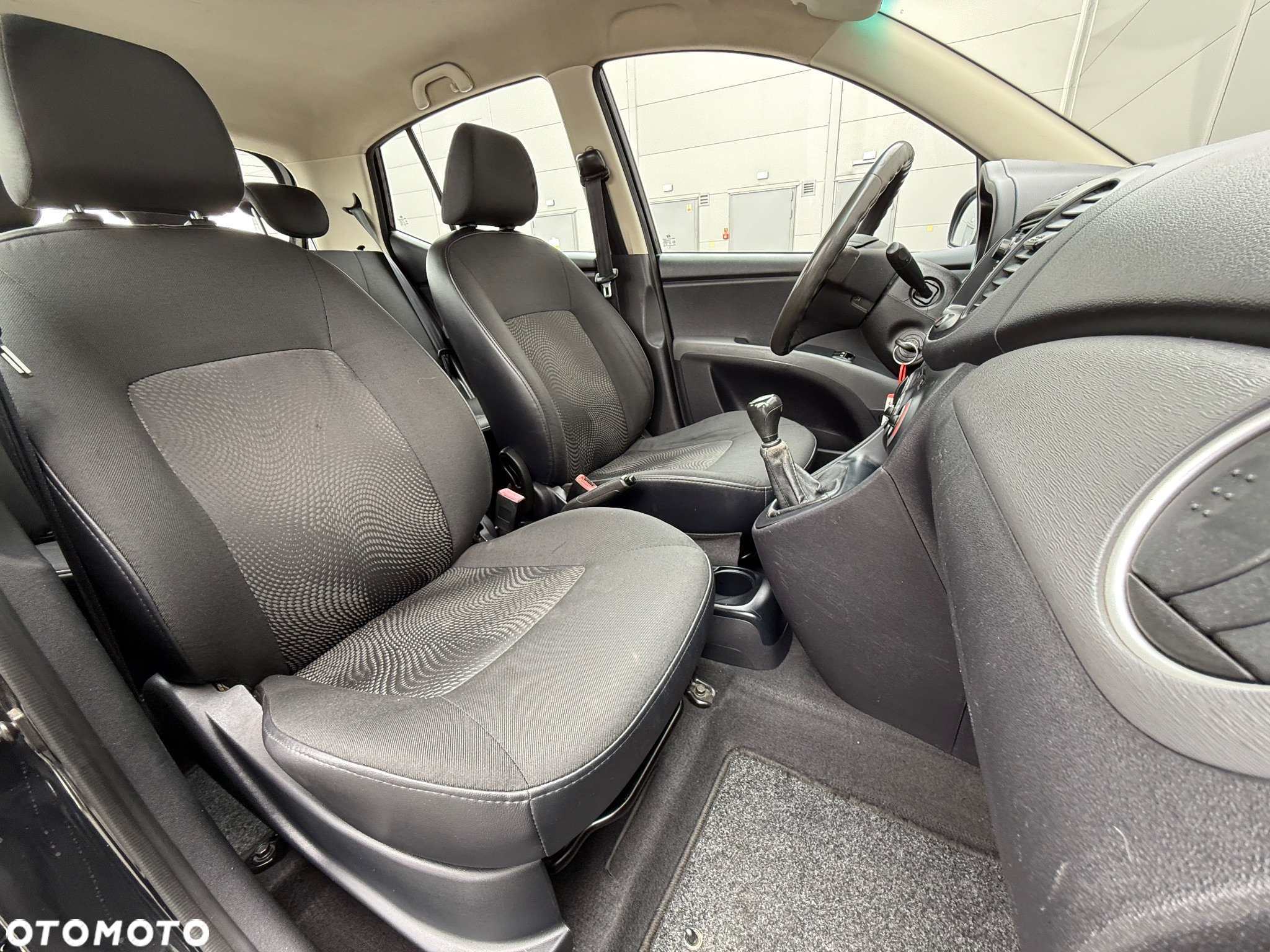 Hyundai i10 - 21