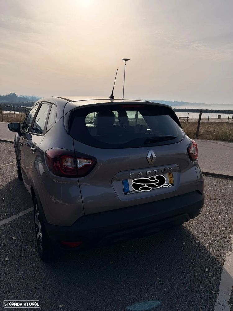 Renault Captur - 3