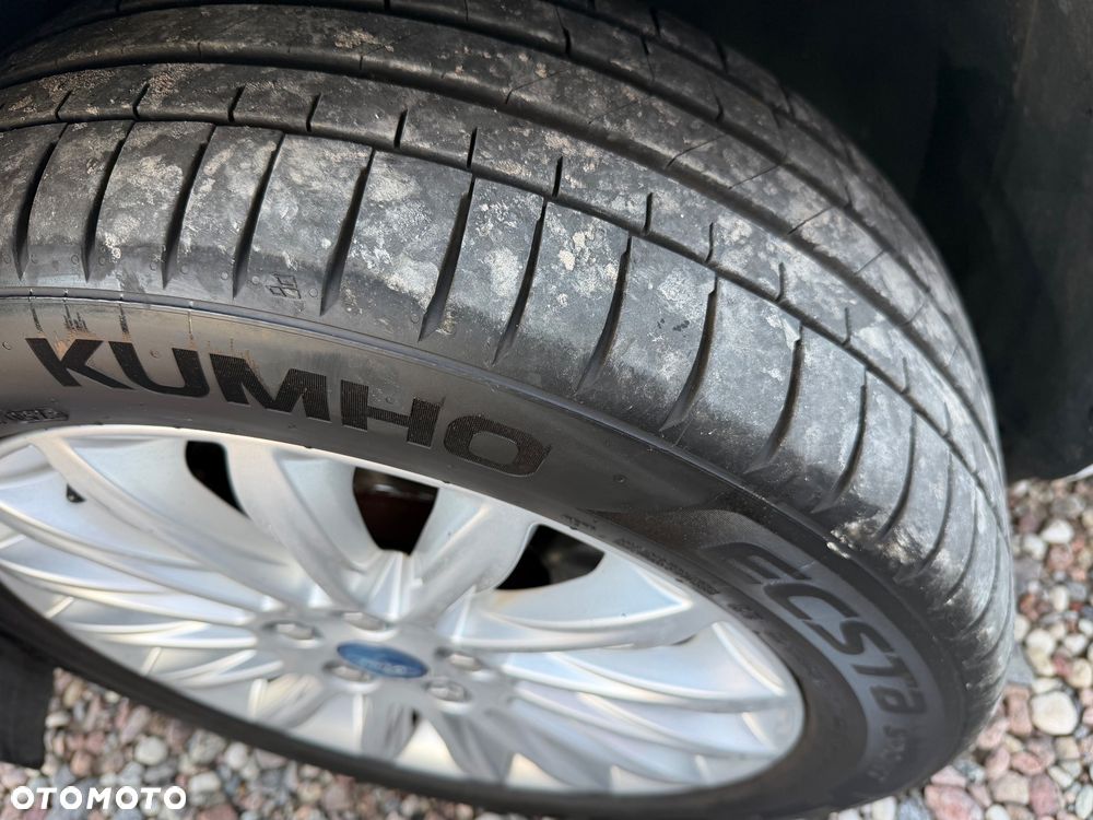 Ford S-Max - 32