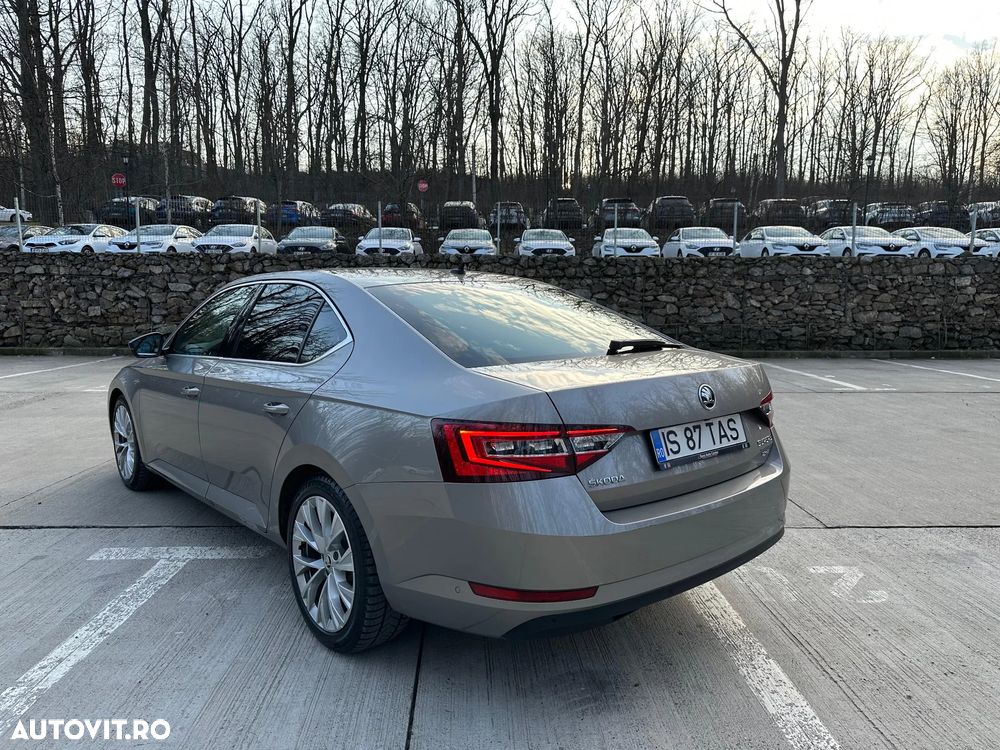 Skoda Superb 2.0 TDI DSG L&K - 5