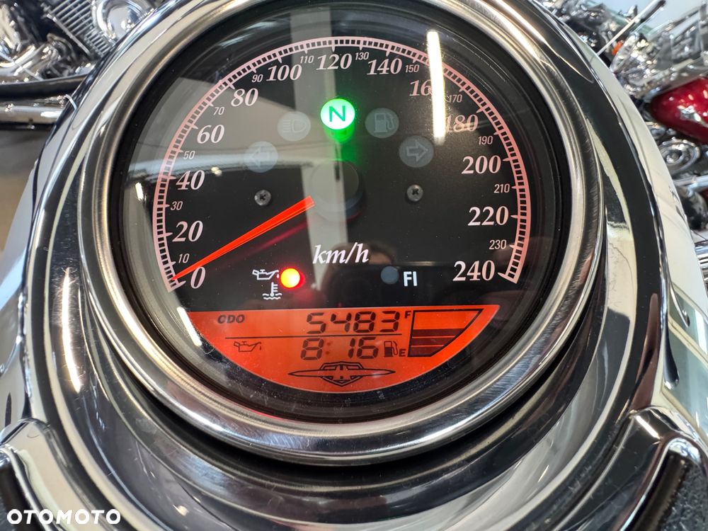 Suzuki Intruder - 23