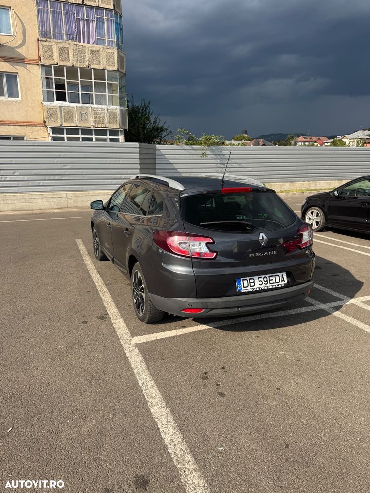 Renault Megane ENERGY dCi 110 EDC BOSE EDITION - 6