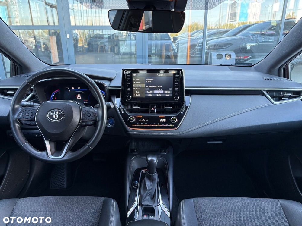 Toyota Corolla - 10