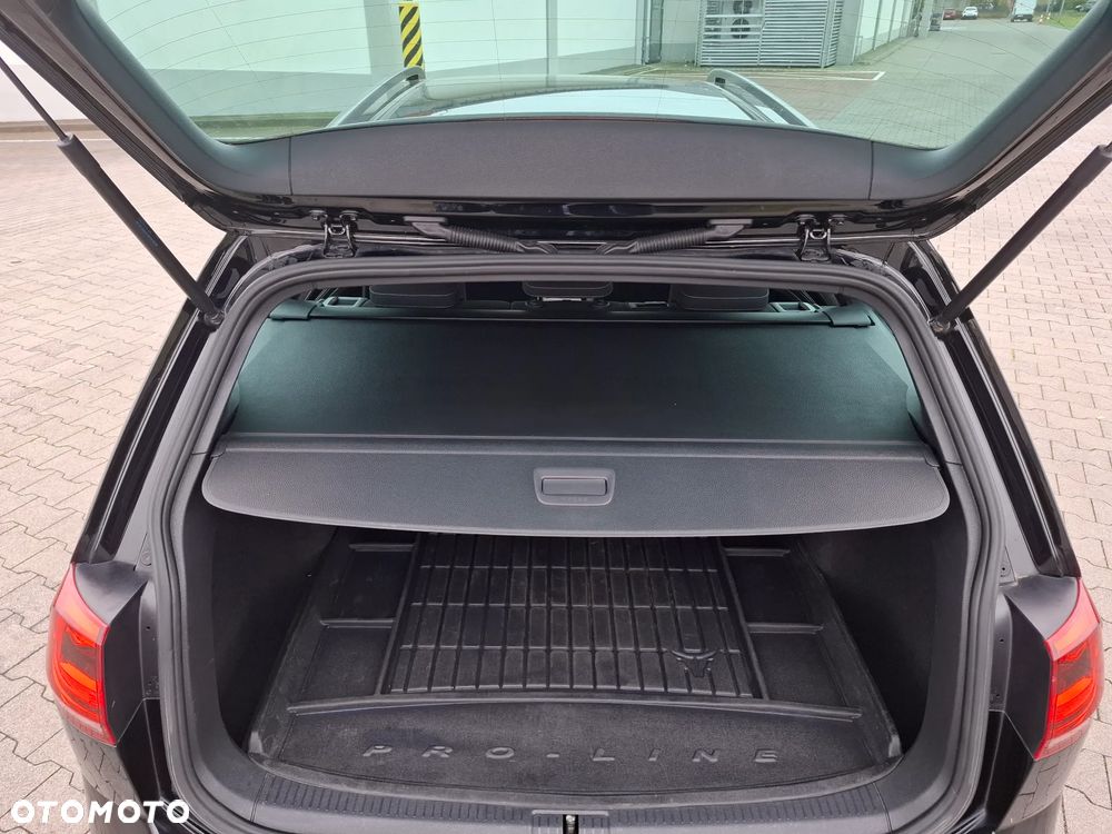 Volkswagen Golf VII 2.0 TDI BMT GTD - 7