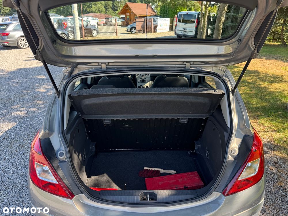 Opel Corsa 1.2 16V Enjoy - 23
