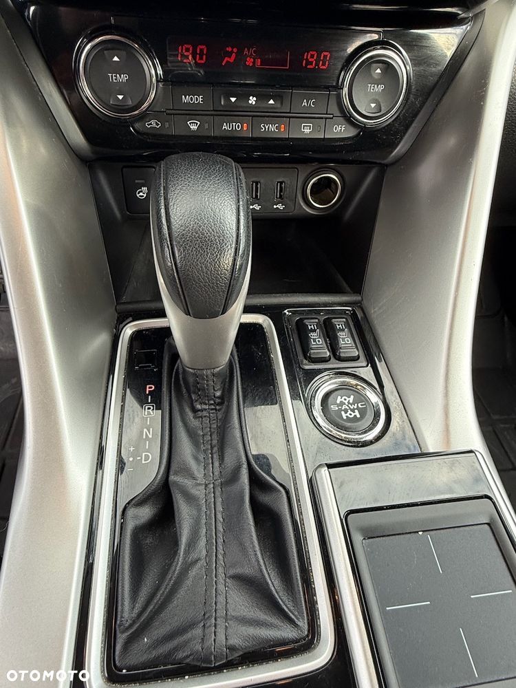 Mitsubishi Eclipse Cross 1.5 T Intense Plus CVT 4WD - 17