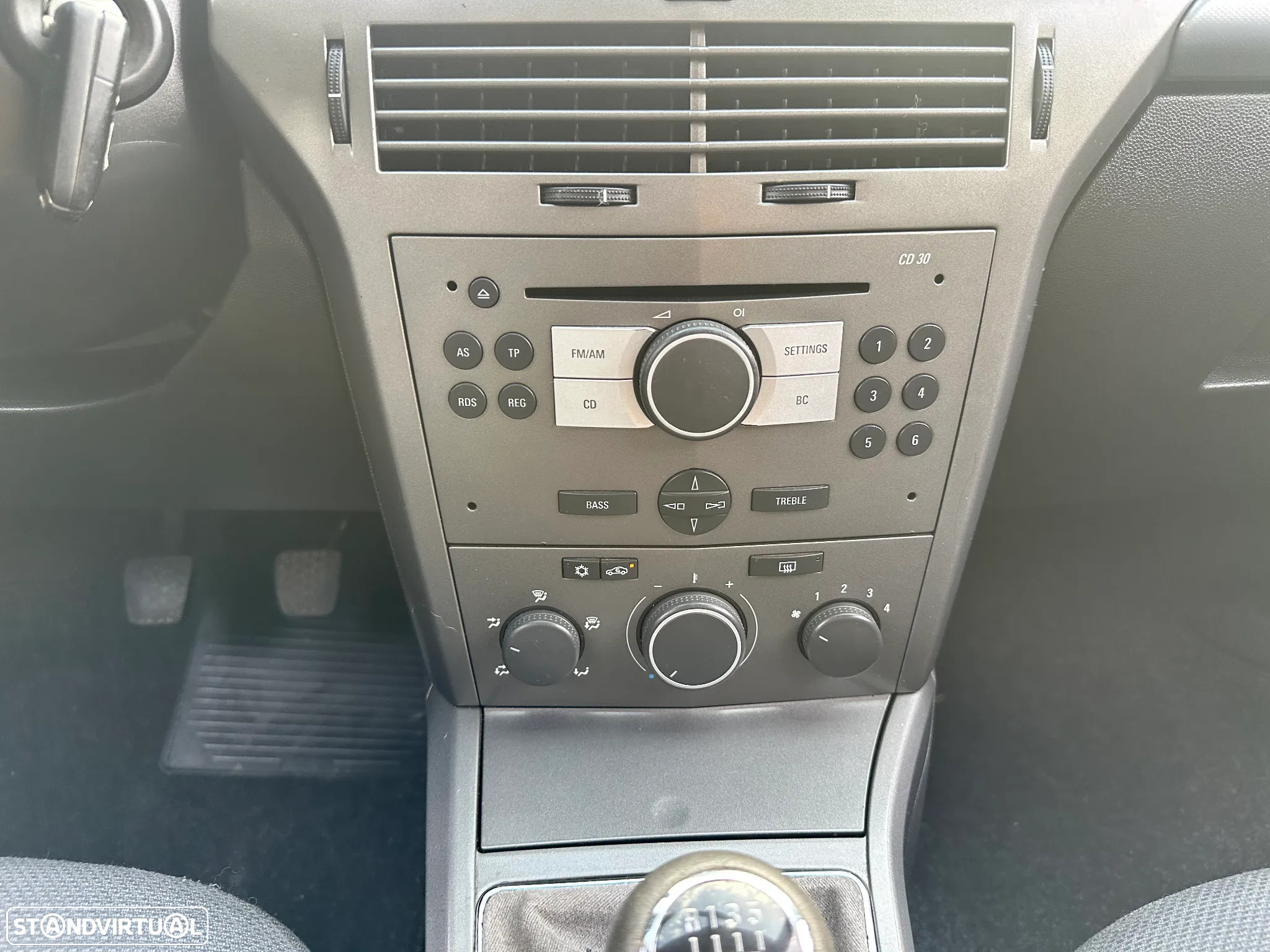 Opel Astra 1.3 CDTi Edition - 10