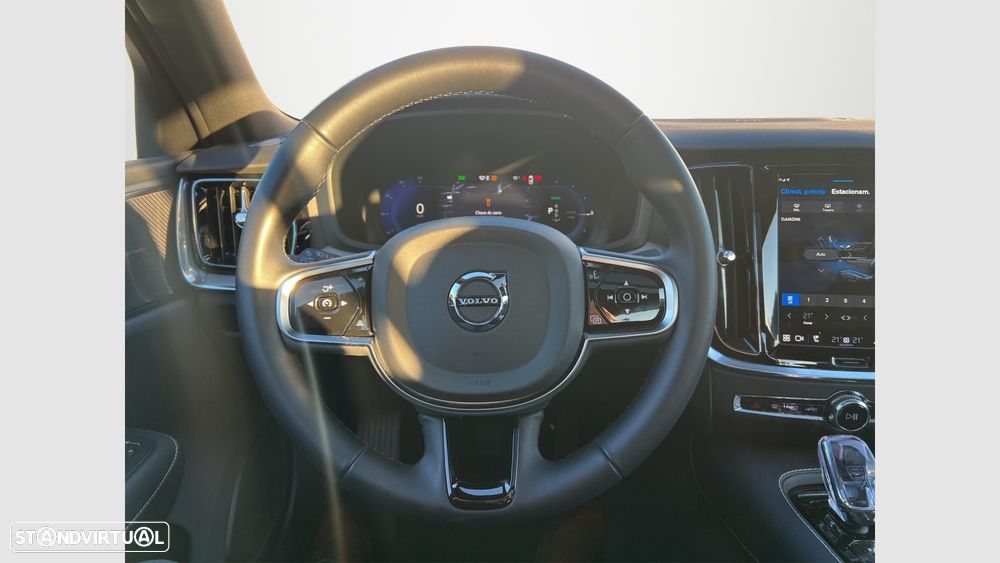 Volvo S60 2.0 T8 PHEV Plus Dark AWD - 11