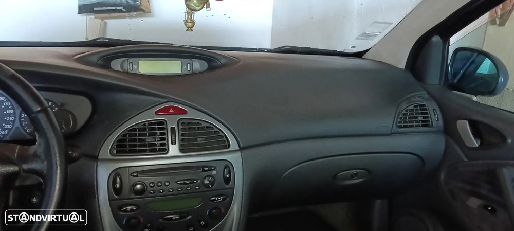 Citroën C5 2.0 HDi SX - 9