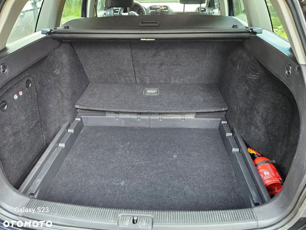 Volkswagen Golf 1.6 TDI Comfortline - 27
