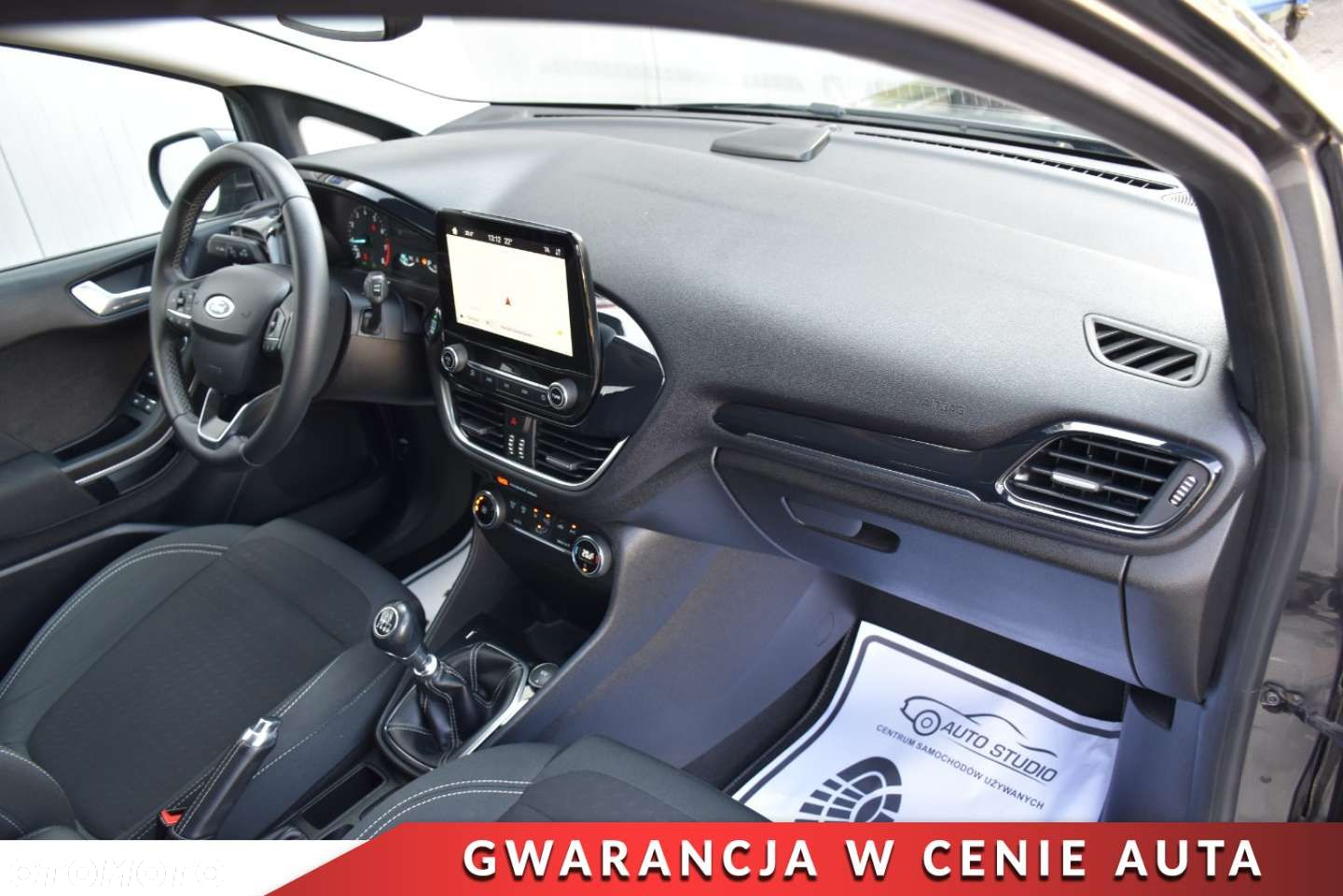Ford Fiesta 1.0 EcoBoost S&S TITANIUM - 11