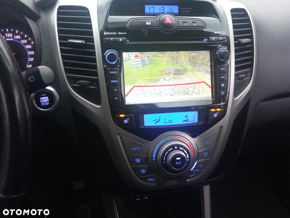 Hyundai ix20 1.6 CRDi Fifa World Cup Edition - 26