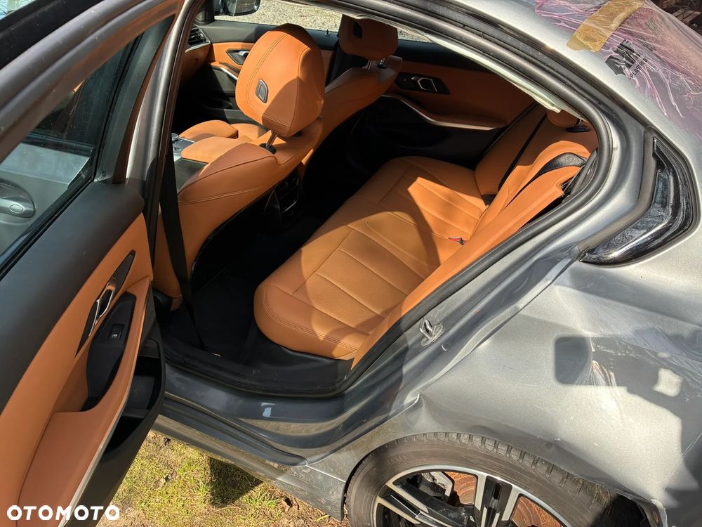 BMW Seria 3 ver-320d-mhev-m-sport - 19